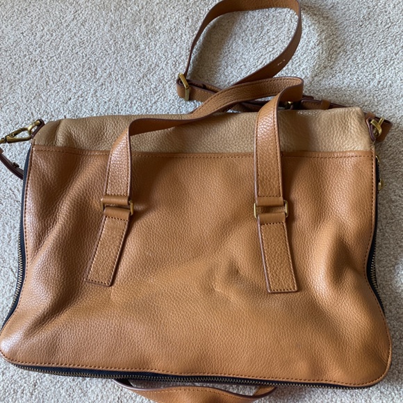 Fossil Large Purse - Picture 2 of 5